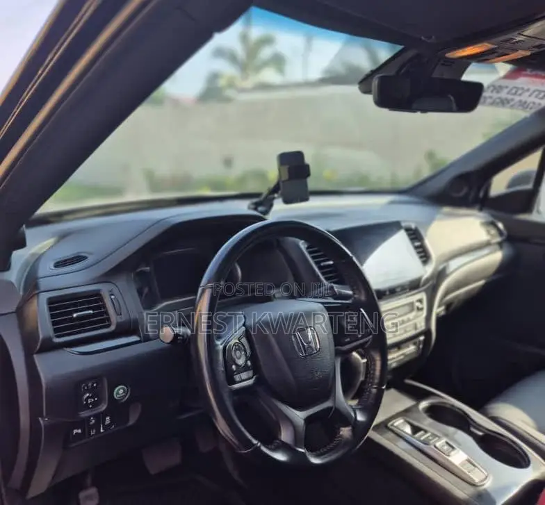 Honda Pilot Touring AWD 2019 Black