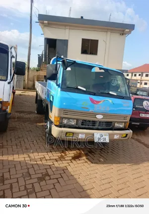 Kia Trade Truck 2000 Blue