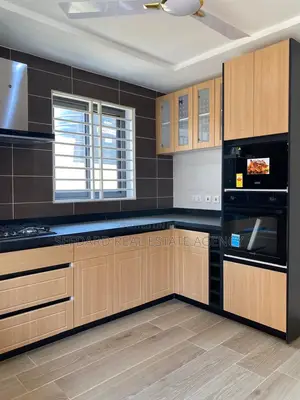 4bdrm Duplex in Achimota for rent