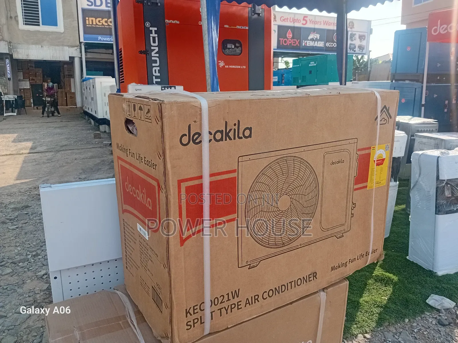 Decakila 1.5hp Split System – High-Performance Aircon