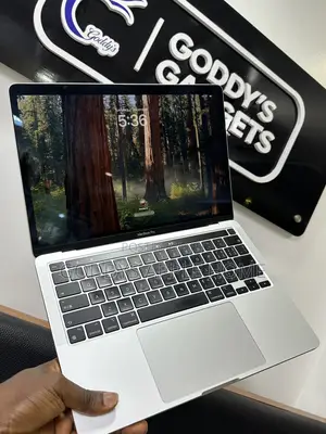 Laptop Apple MacBook Pro M1 8GB Apple M1 Pro SSD 256GB