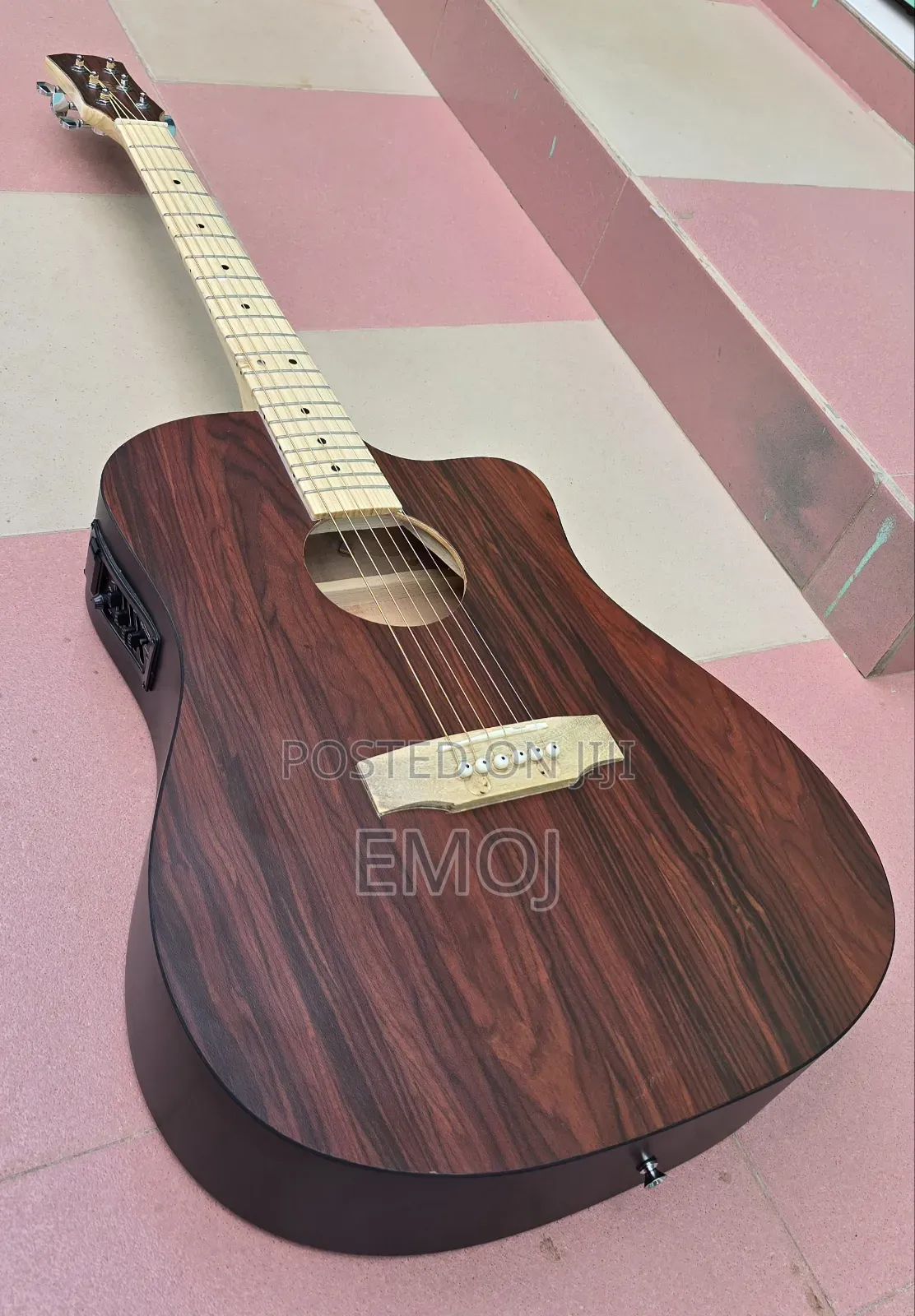 Emoj Semi Acoustic Guitar