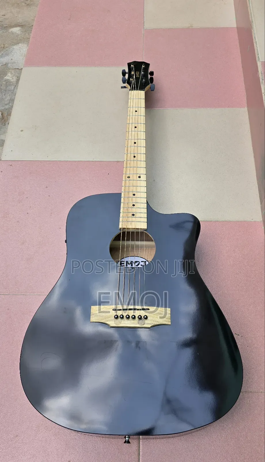 Emoj Semi Acoustic Guitar