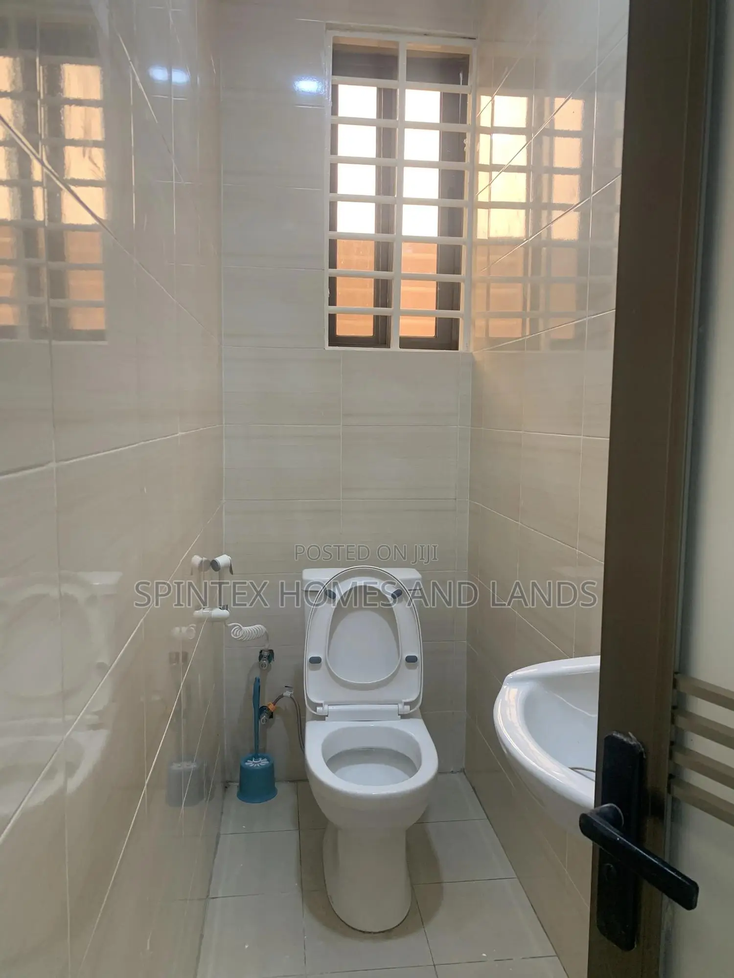 2bdrm Apartment in Zenith Bank, Spintex for rent