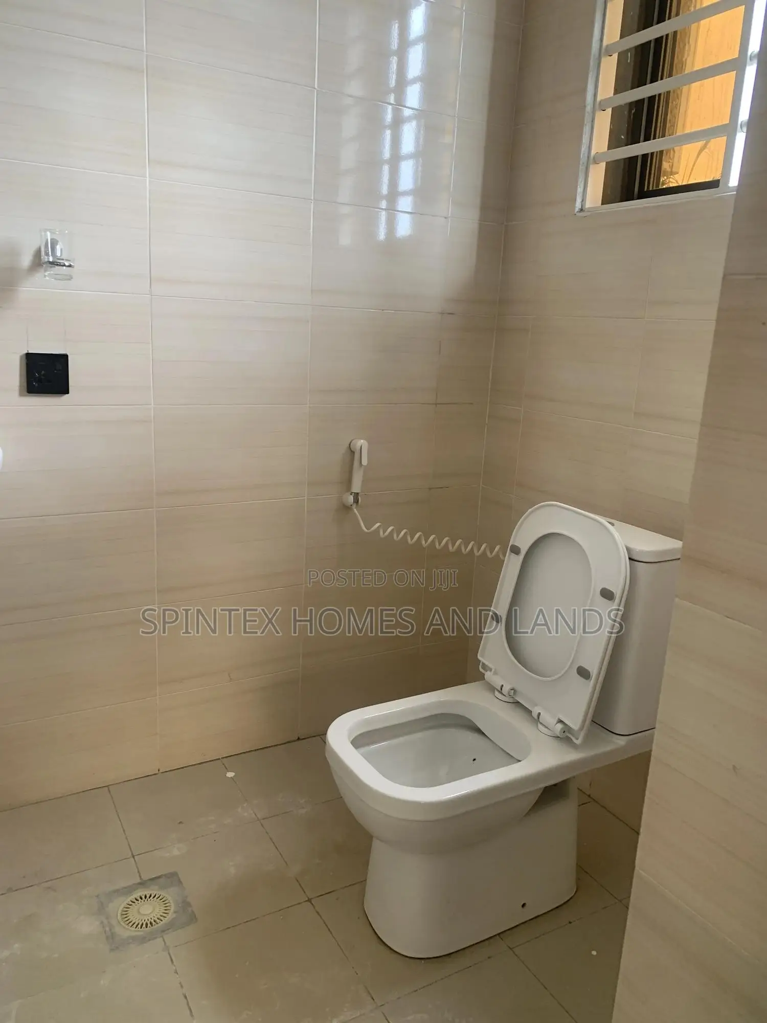 2bdrm Apartment in Zenith Bank, Spintex for rent