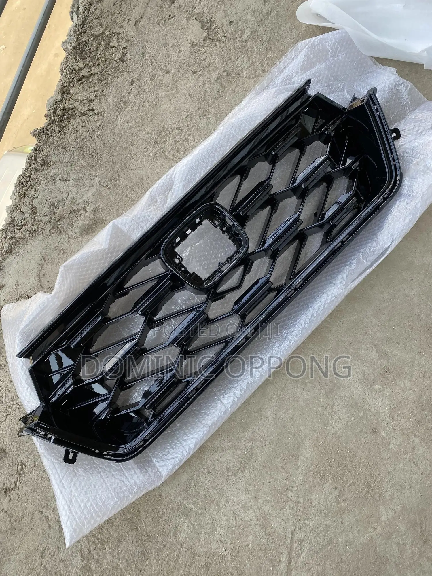 Honda CRV 2023-2024 Hybrid Front Grill