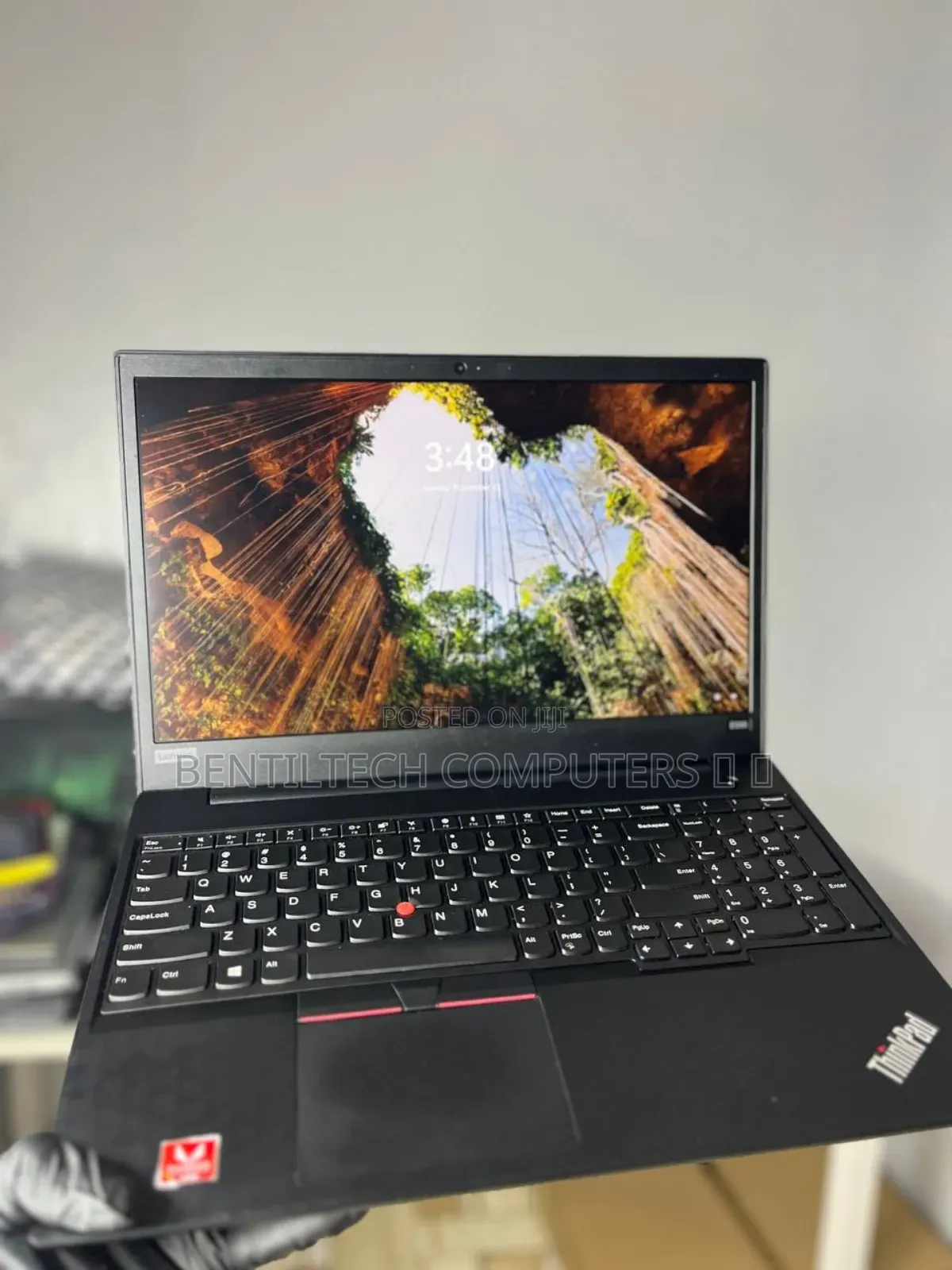 Laptop Lenovo ThinkPad E585 8GB AMD Ryzen SSD 256GB