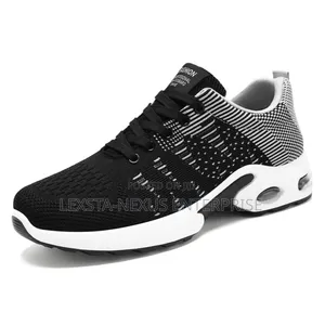 Sneaker Black & White