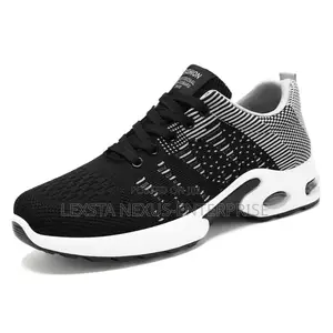 Sneaker Black & White