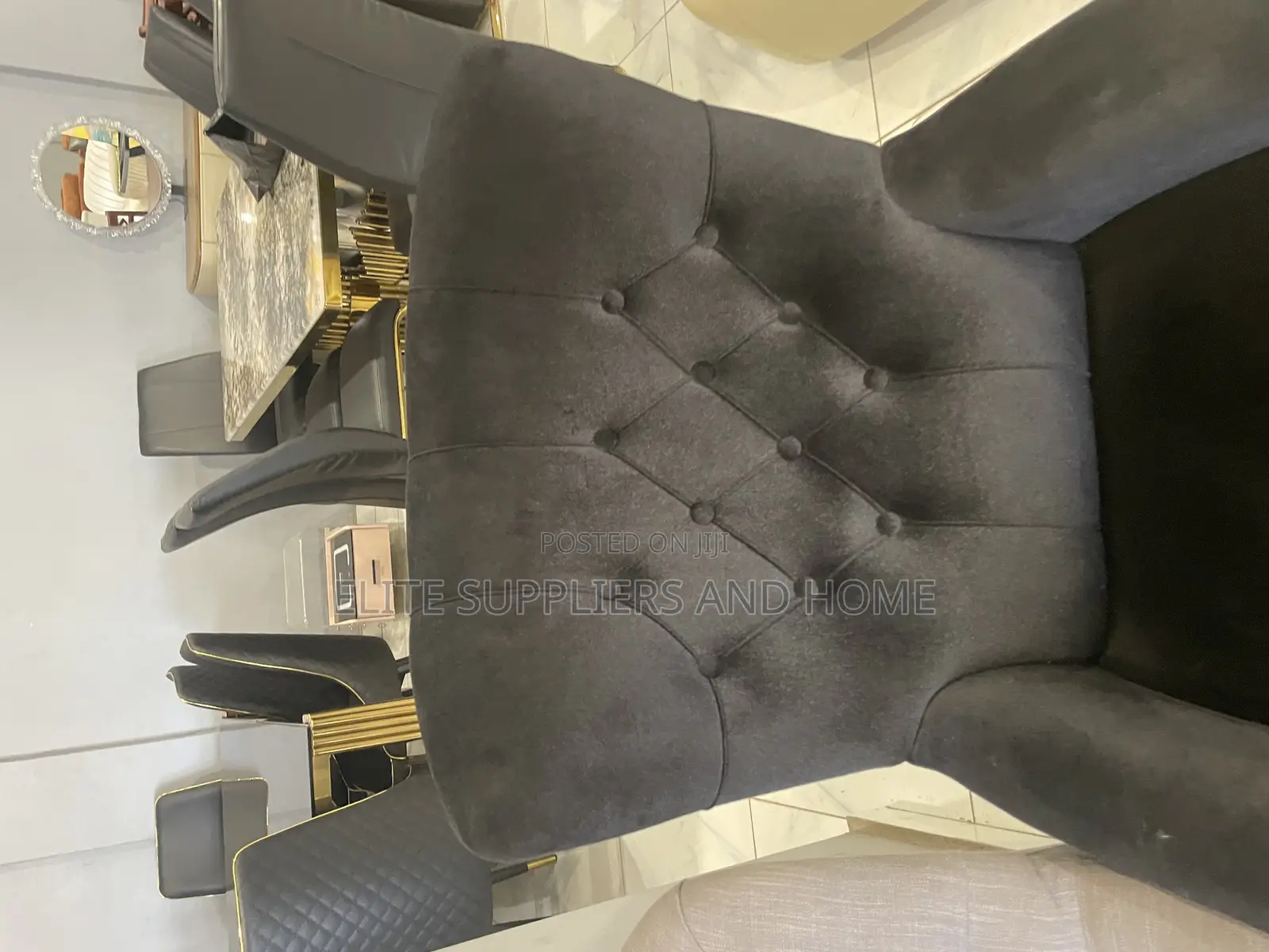 Arm Chair (Ancient)