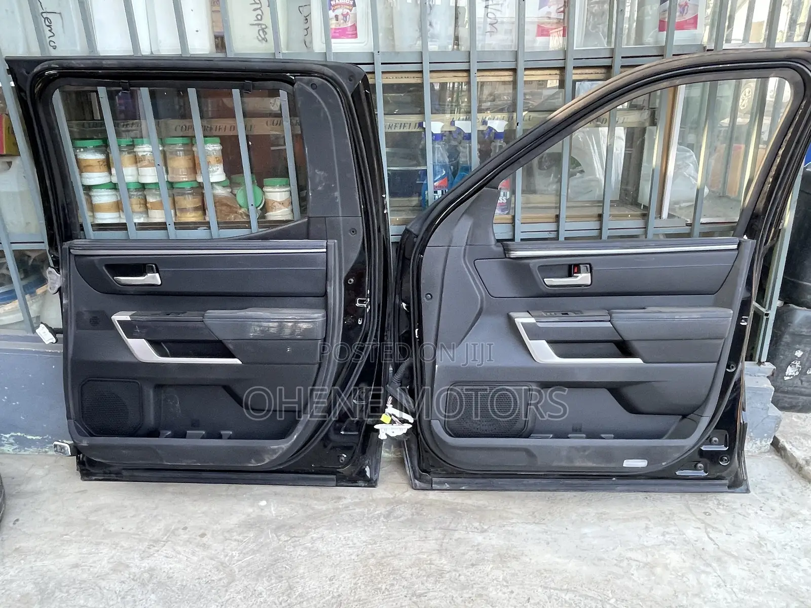 Toyota Tundra 2023-2024 Doors Complete Available