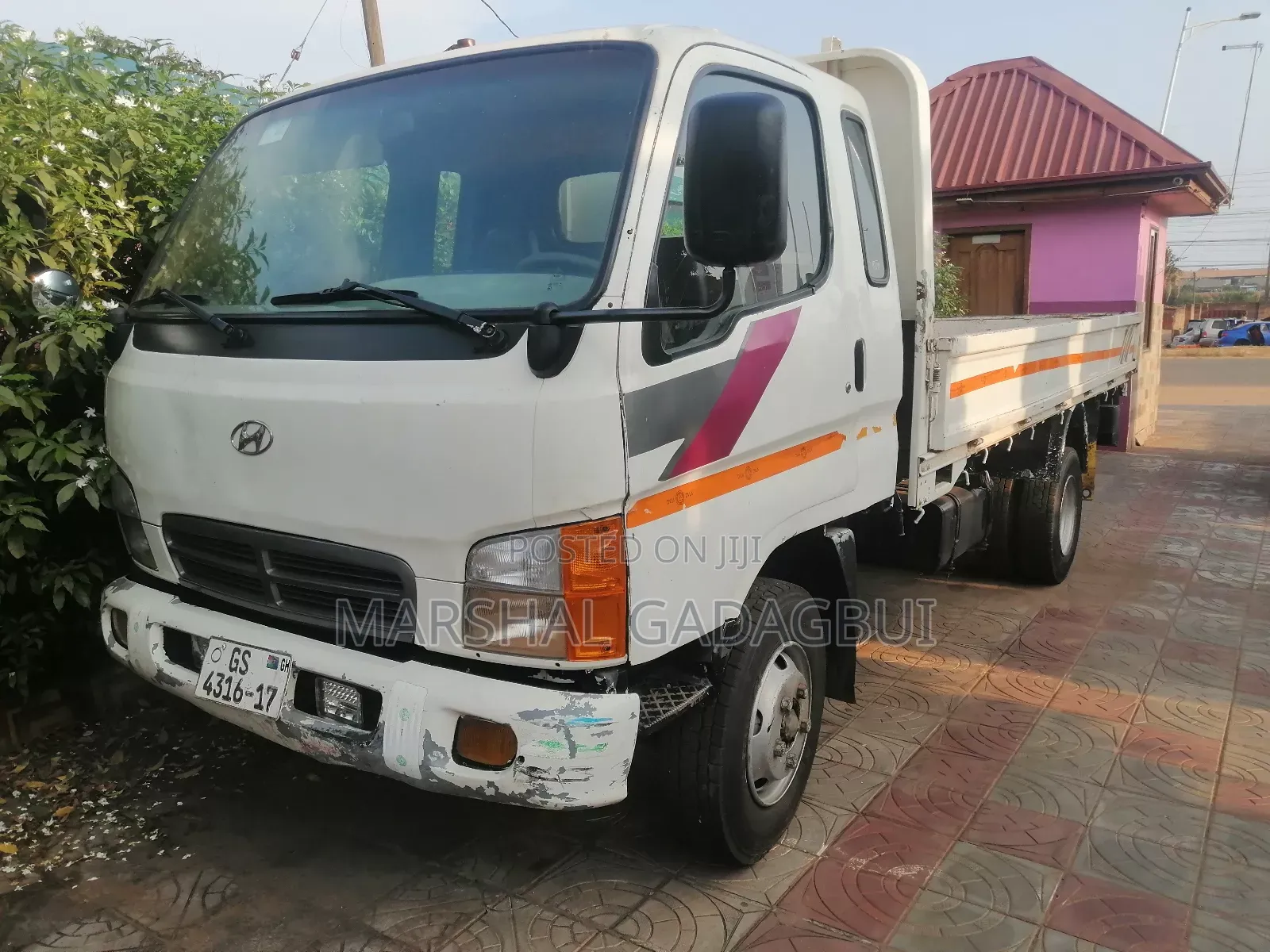 Hyundai Mighty 2005 White