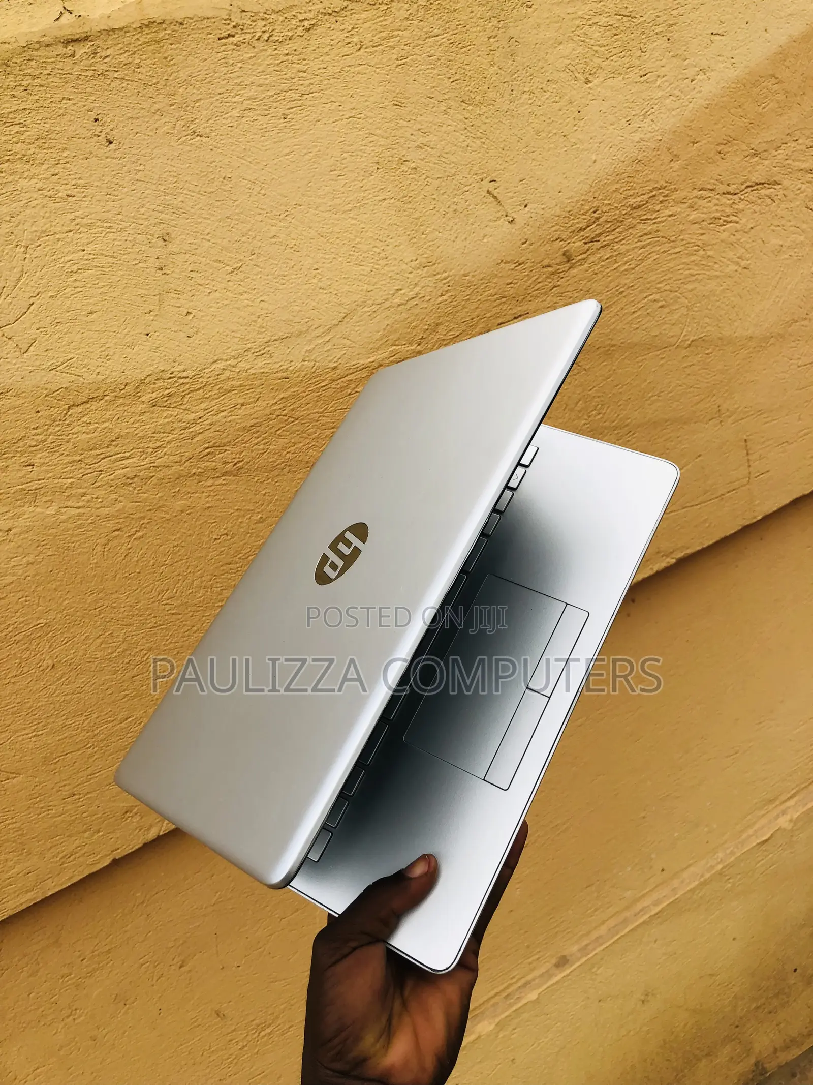 Laptop HP 14-dq1025cl 8GB Intel Core i7 SSD 256GB