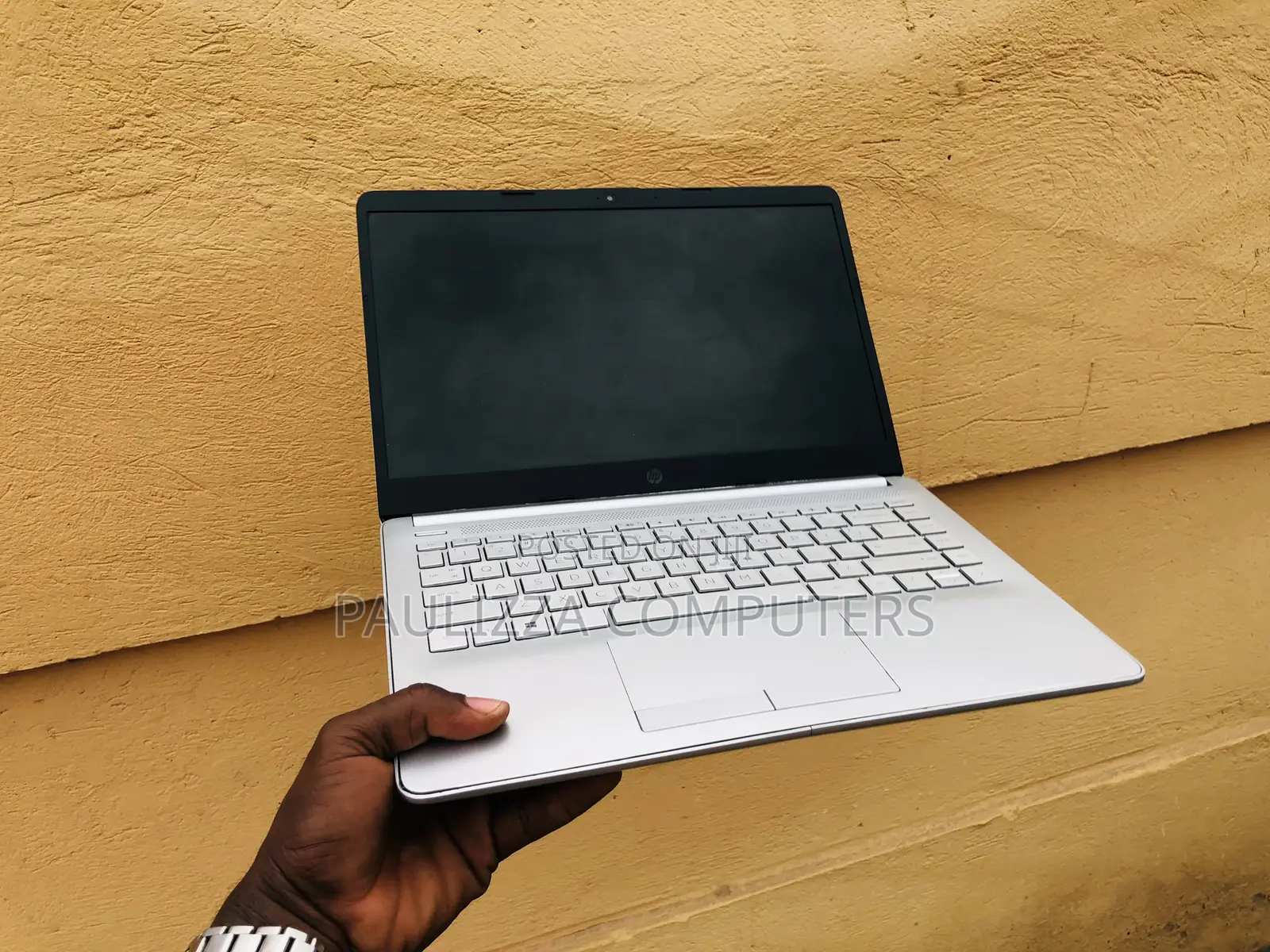 Laptop HP 14-dq1025cl 8GB Intel Core i7 SSD 256GB