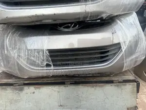 Hyndai Elantra 2012 Front Cut Available