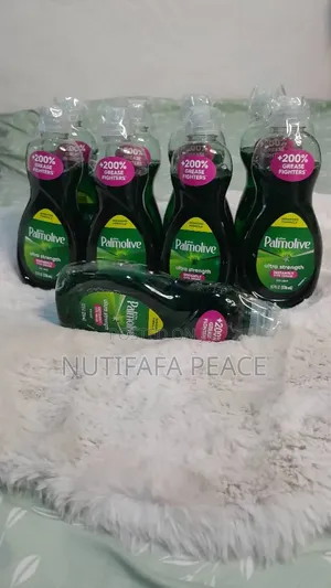 Palmolive Ultra Strength Dishwashing Liquid Soap ( Grease Fighters )
