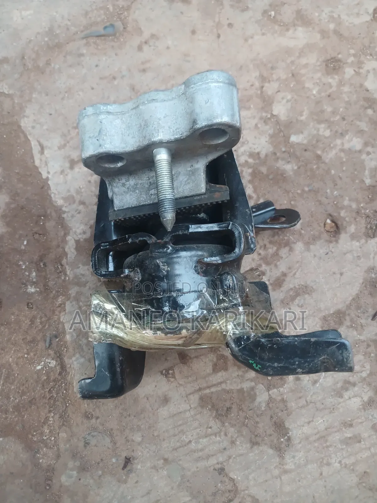 Engine Mounts/ Seats