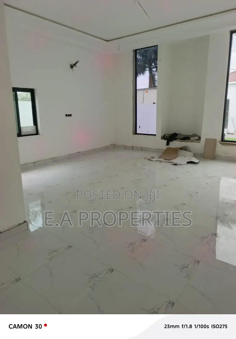 4bdrm House in E A Properties, ECOMOG for sale