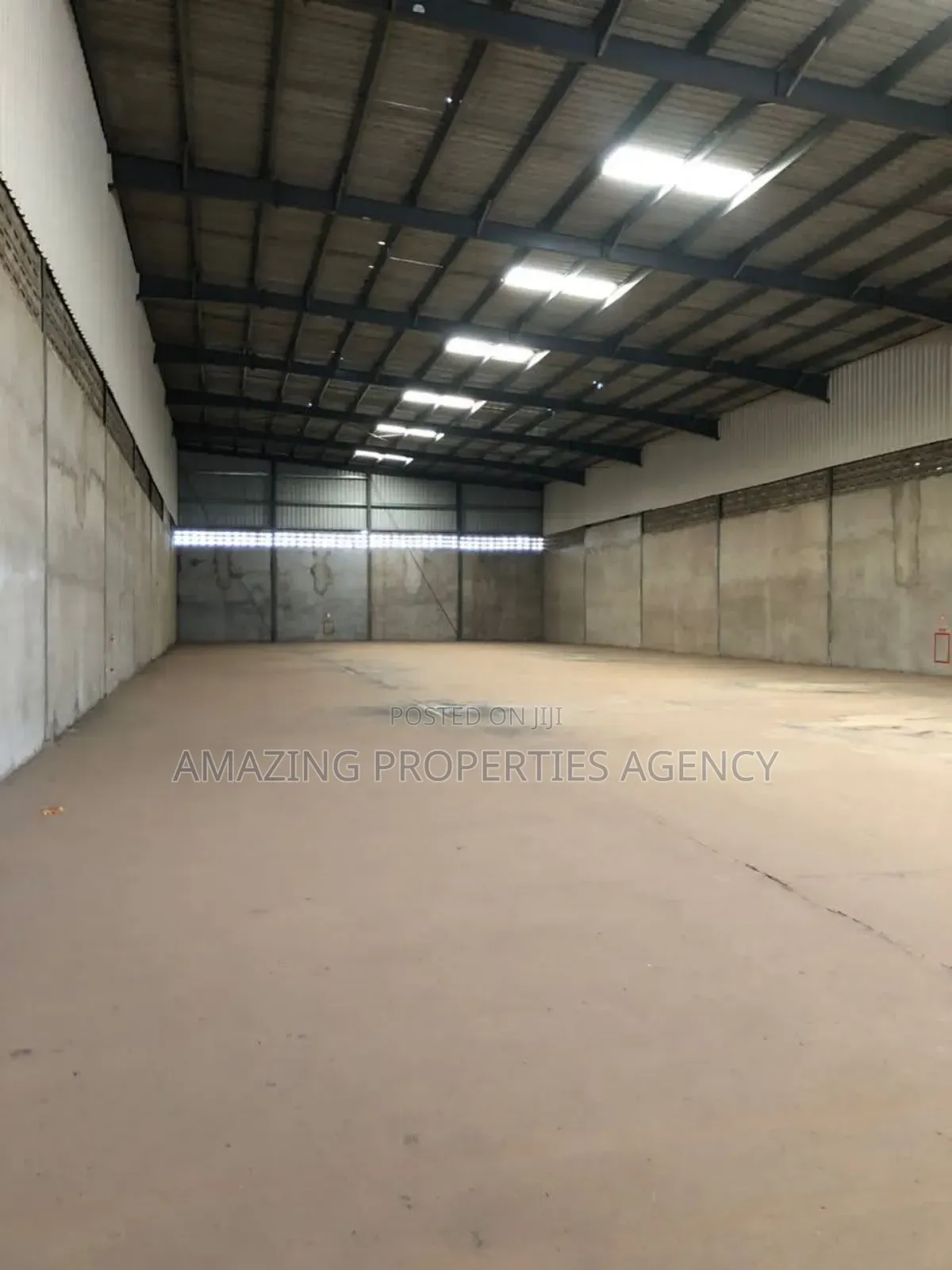 For Sale Werehouse 8000sqm at Tema Industrial Area