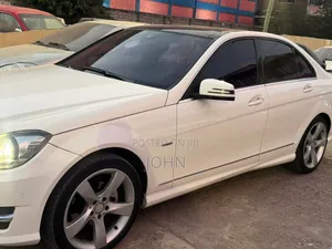 Mercedes-Benz C250 2014 White