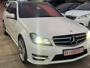 Mercedes-Benz C250 2014 White