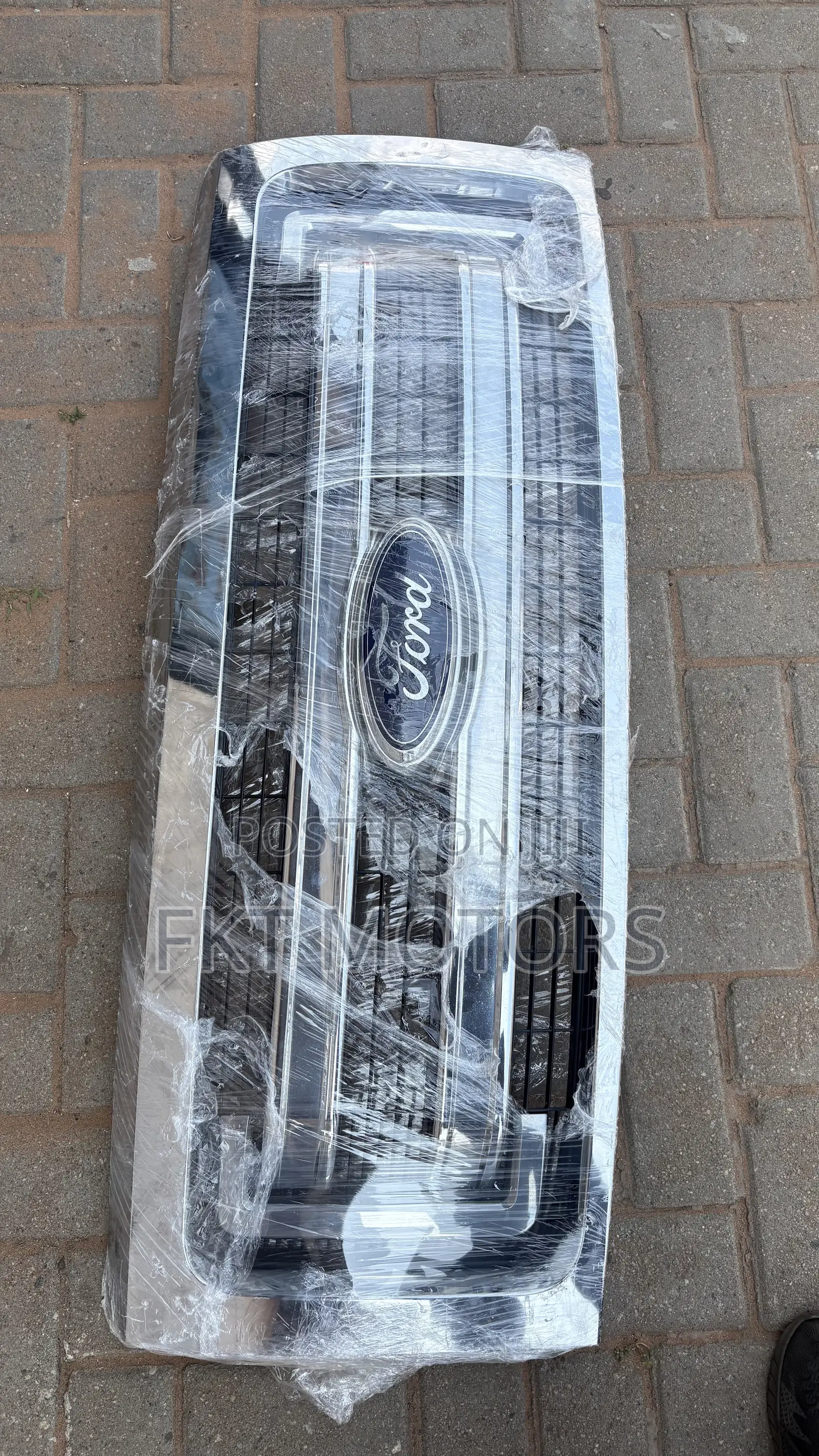 Ford F150 Front Chrome Grille/Shells 2008,2009,2010,2011,2012,2013
