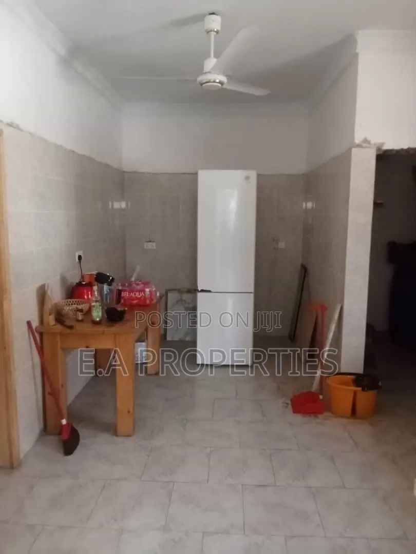 4bdrm House in E A Properties, Christian Village for sale