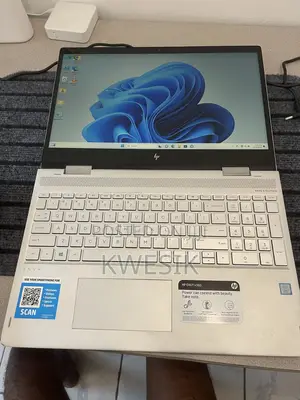 Laptop HP Envy X360 Convertible 15 Es2xx 16GB Intel Core I7 SSD 1T
