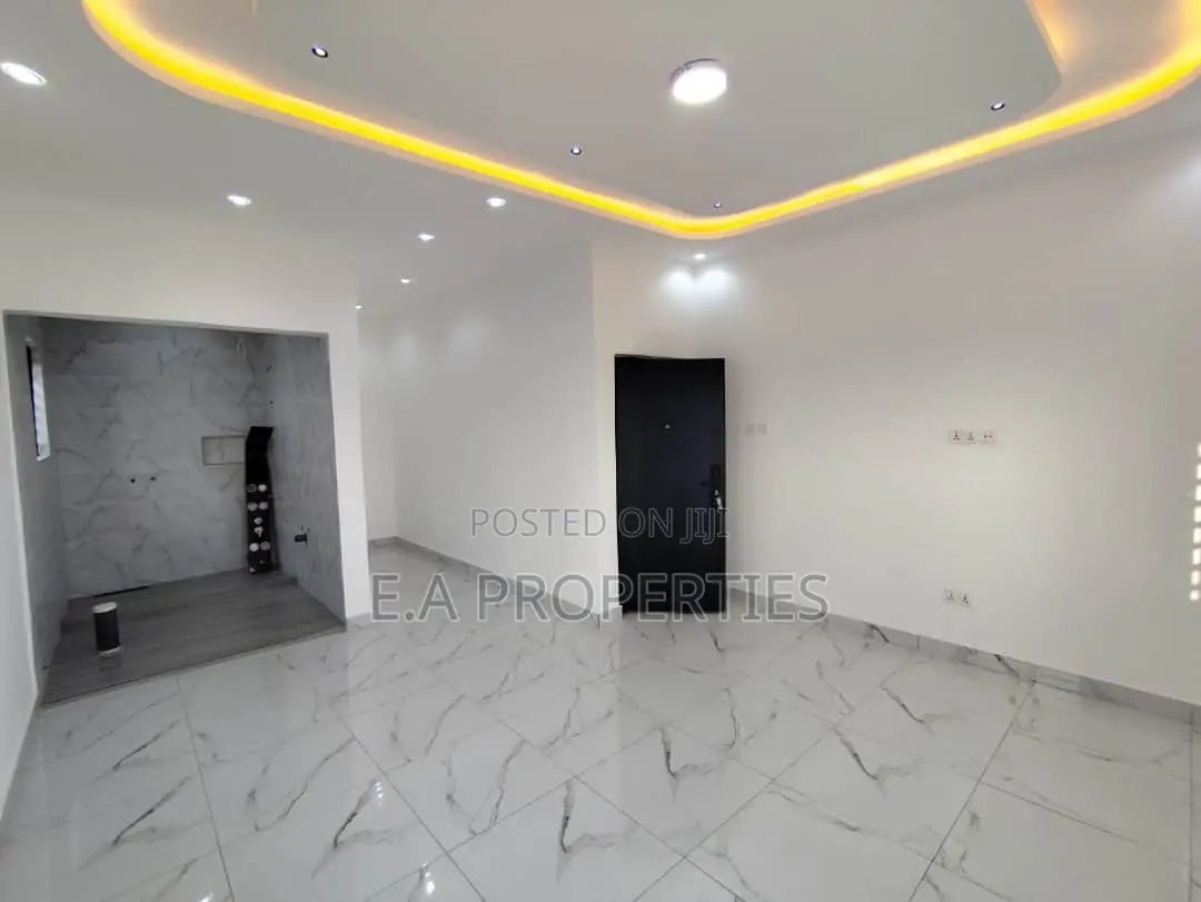 4bdrm House in E A Properties, School Junction for sale