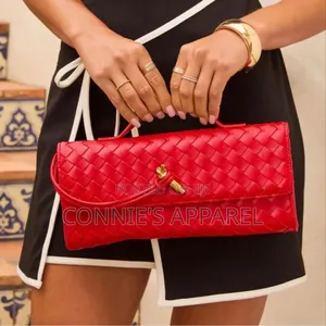 Bottega Veneta Handbag With Short Handles Available in Boxes