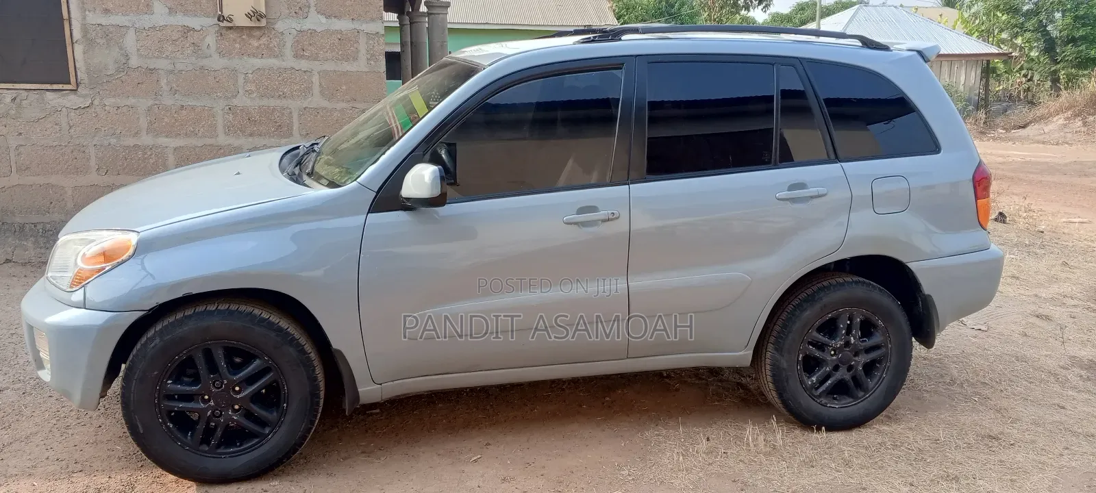 Toyota RAV4 Automatic 2002 Silver