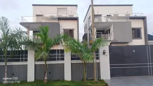 5bdrm Duplex in Tiyumba Agency, Mile 7 for sale