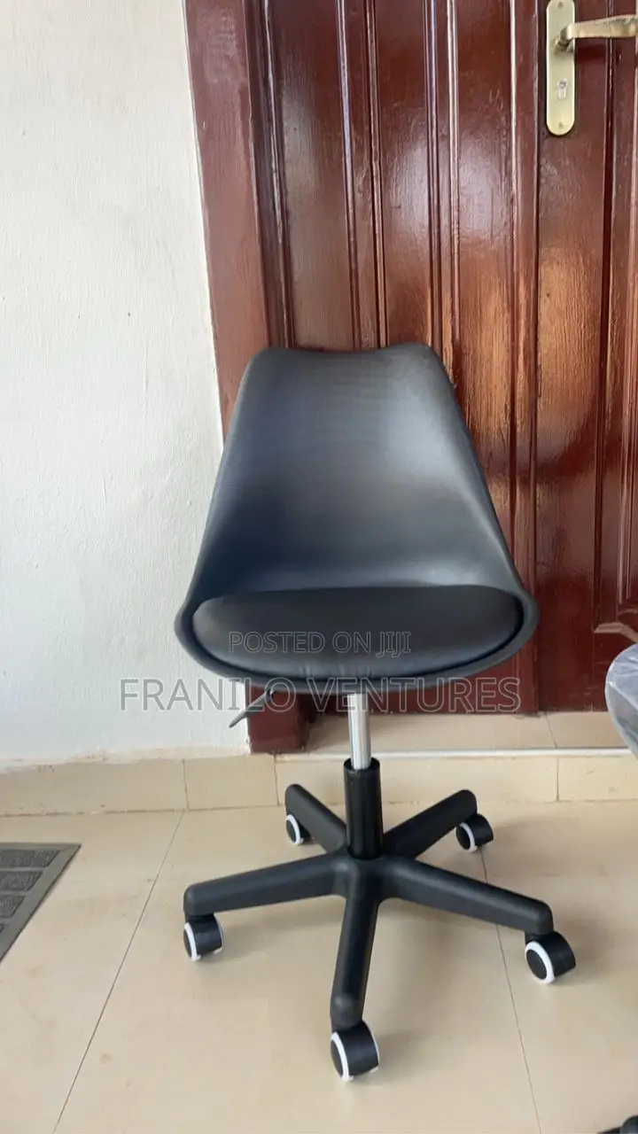 Nordic Swivel Chairs