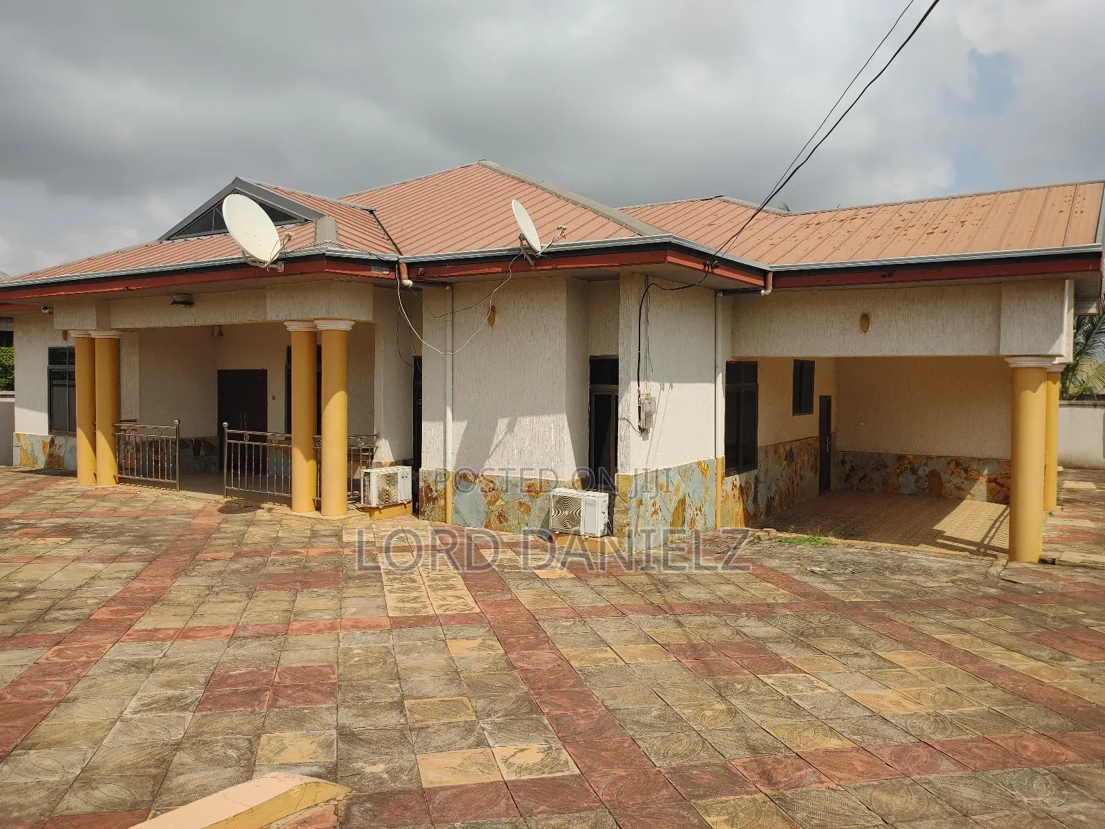 5bdrm House in Nkoransa, Kumasi Metropolitan for rent