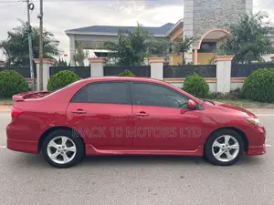Toyota Corolla S 4dr Sedan (1.8L 4cyl 4A) 2013 Red