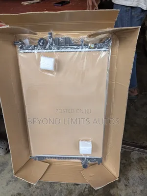 Ford Mondeo 2010,2011,2012,2013,2014,2015,2016 Radiator/Water Tank