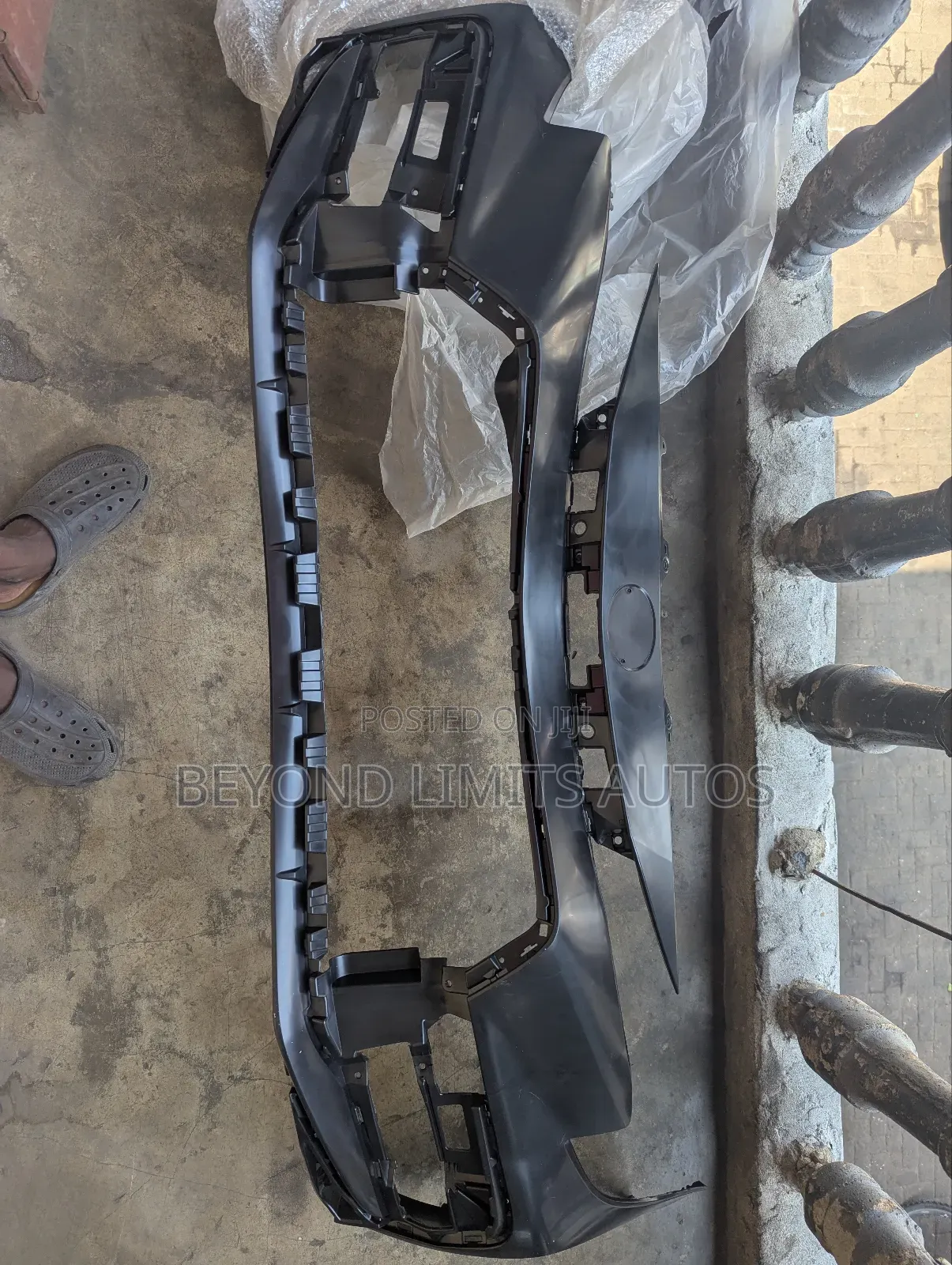 Toyota Corolla 2020,2021,2022,2023,024 Front Bumper Se / Sport Edition
