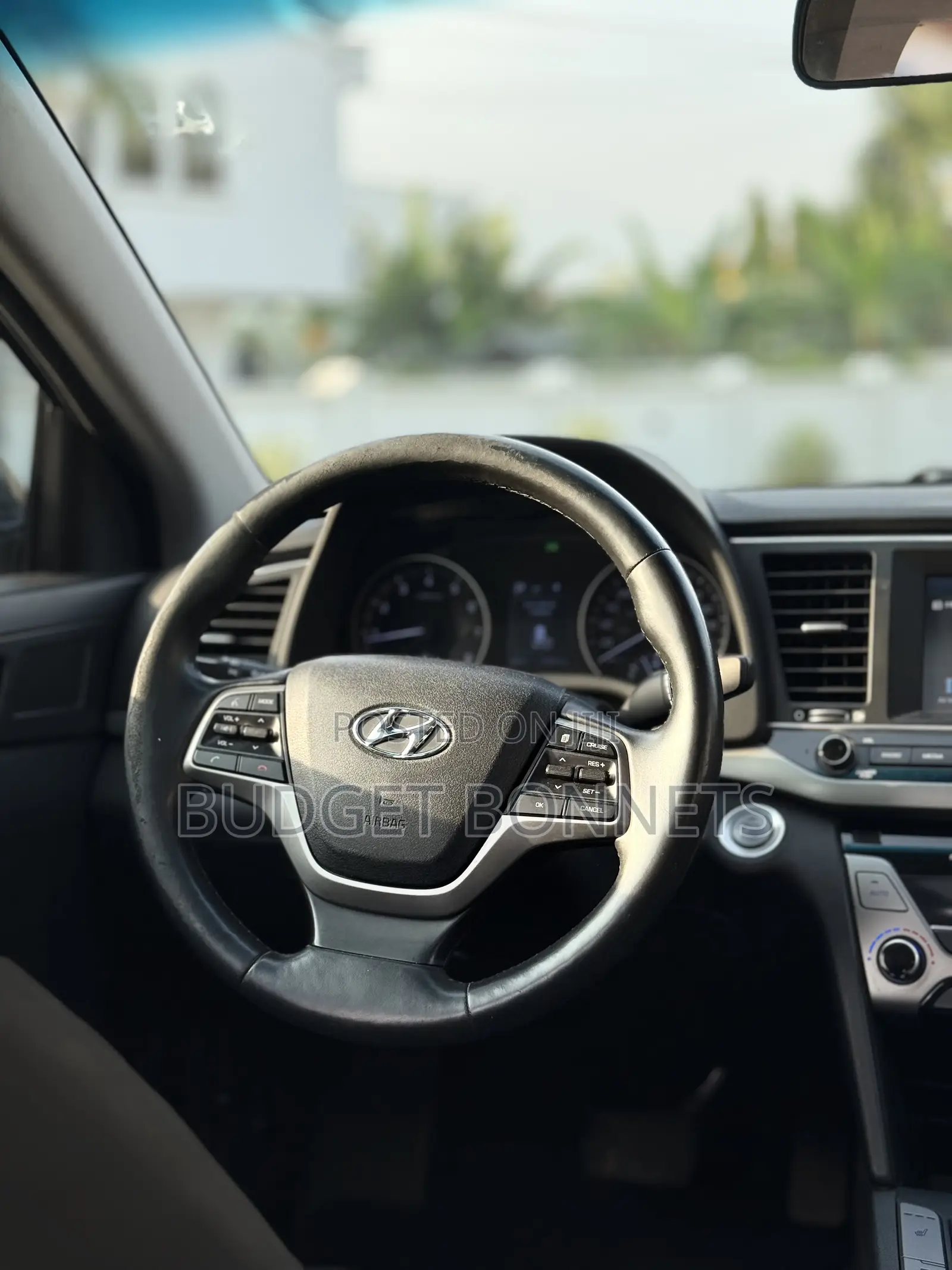 Hyundai Elantra Value Edition Sedan FWD (2.0L 4cyl 6A) 2017 Black