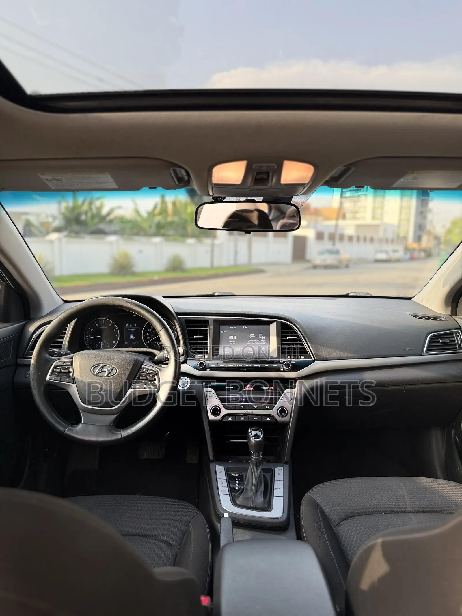 Hyundai Elantra Value Edition Sedan FWD (2.0L 4cyl 6A) 2017 Black