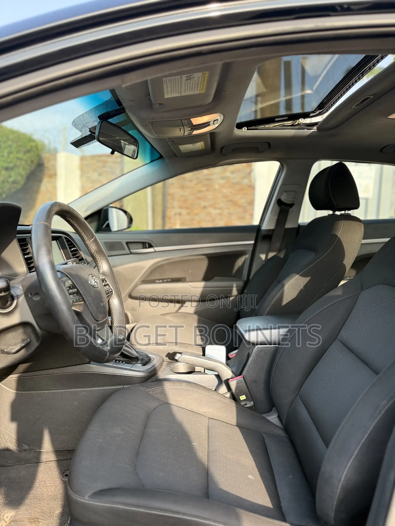 Hyundai Elantra Value Edition Sedan FWD (2.0L 4cyl 6A) 2017 Black