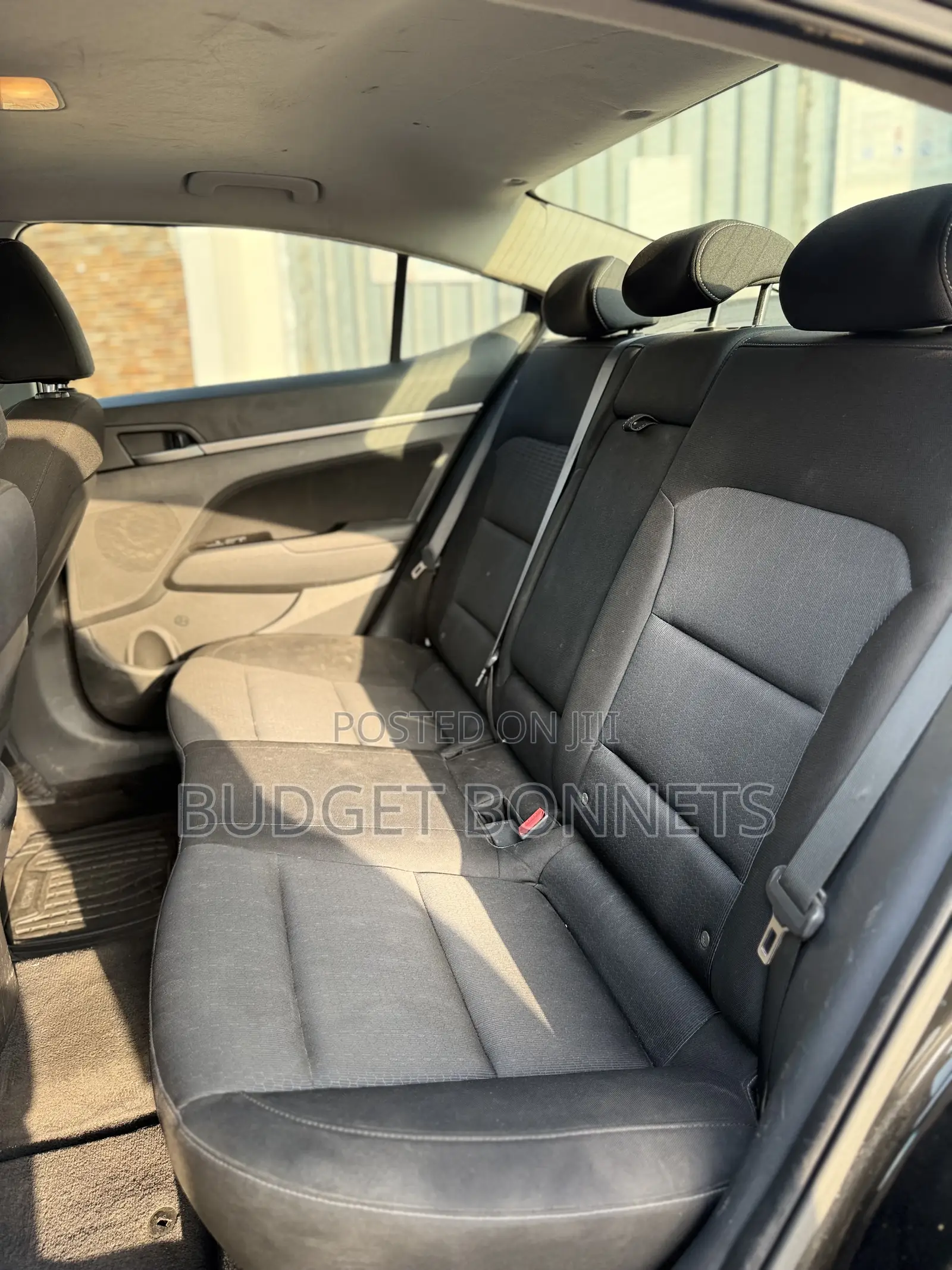 Hyundai Elantra Value Edition Sedan FWD (2.0L 4cyl 6A) 2017 Black