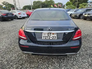 Mercedes-Benz E300 2018 Black