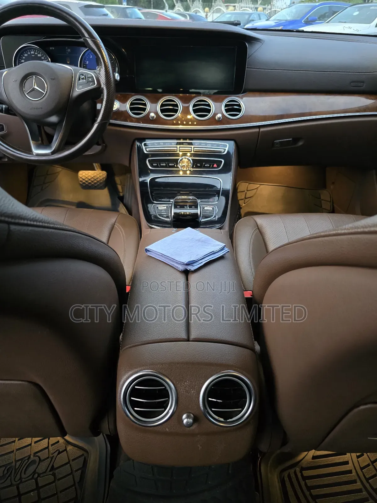Mercedes-Benz E300 2018 Black