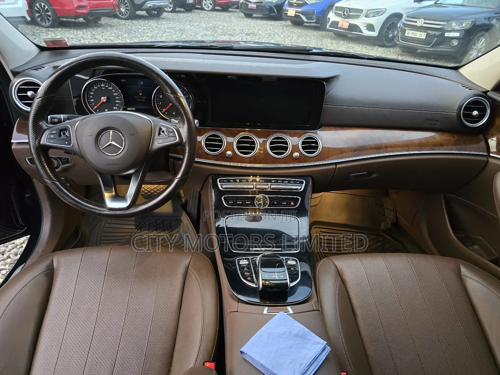 Mercedes-Benz E300 2018 Black