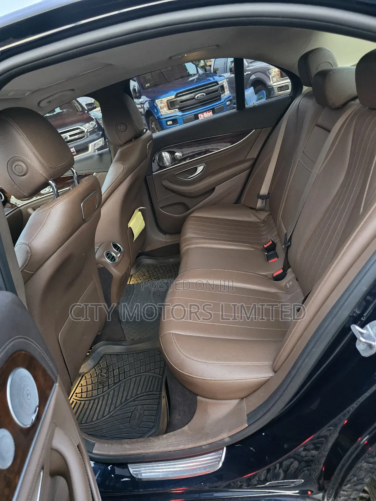 Mercedes-Benz E300 2018 Black
