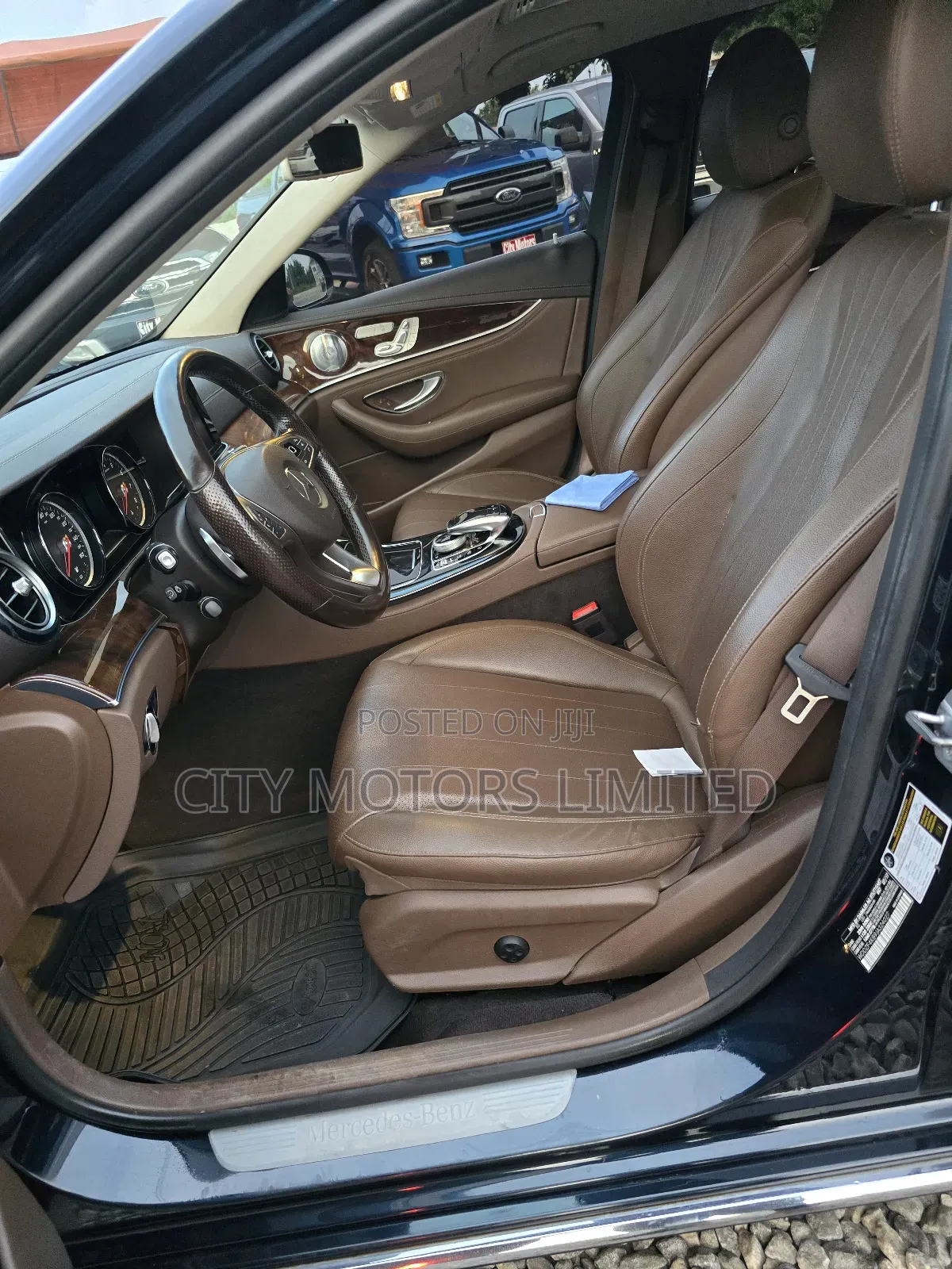 Mercedes-Benz E300 2018 Black