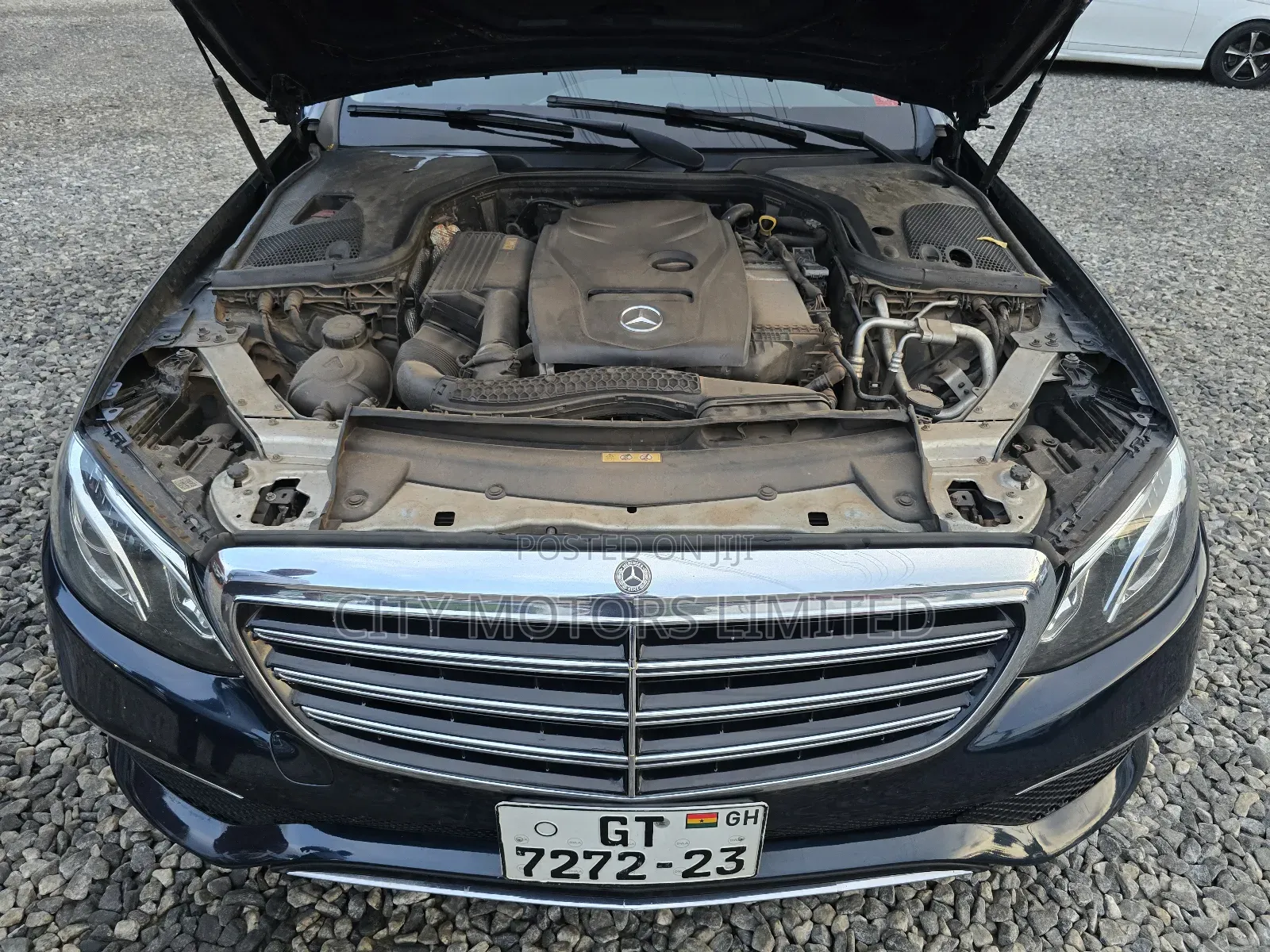 Mercedes-Benz E300 2018 Black
