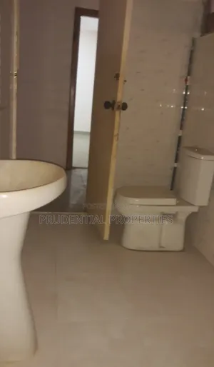 2bdrm Apartment in Achimota for rent