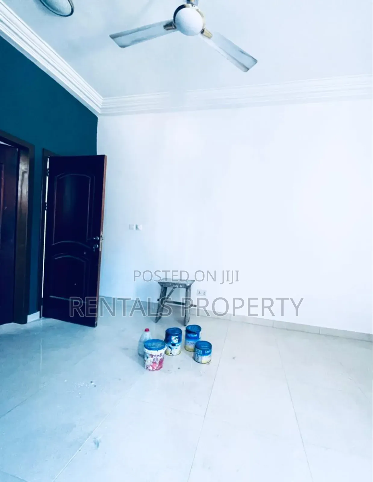 4bdrm House in Lake Side Estate for rent