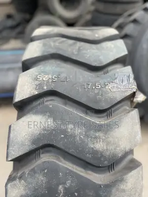 17.5-25 Tires